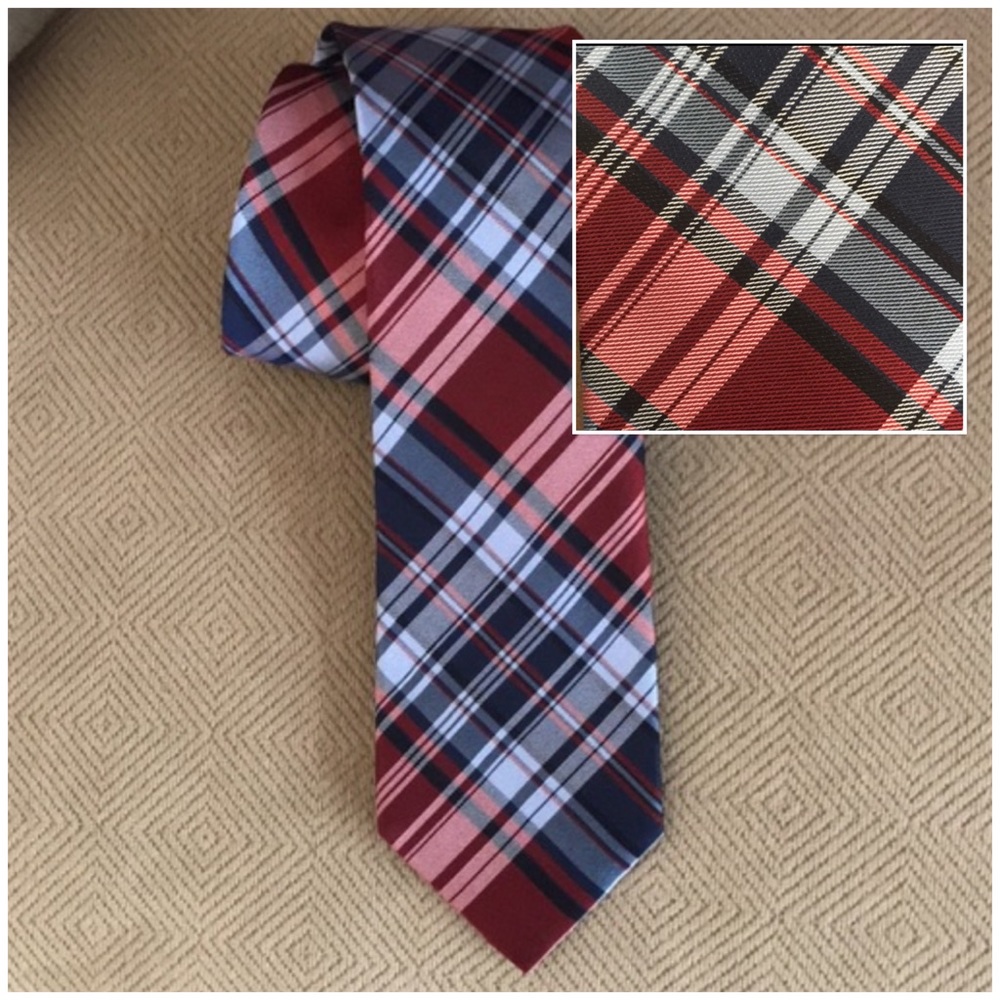 Chaps Hand Made 100% Silk Tie
